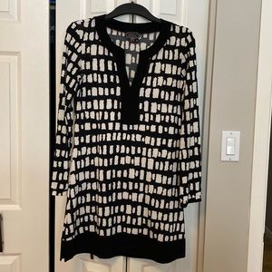 Dotty original tunic, great with leggings, size XS, fits size 4-6